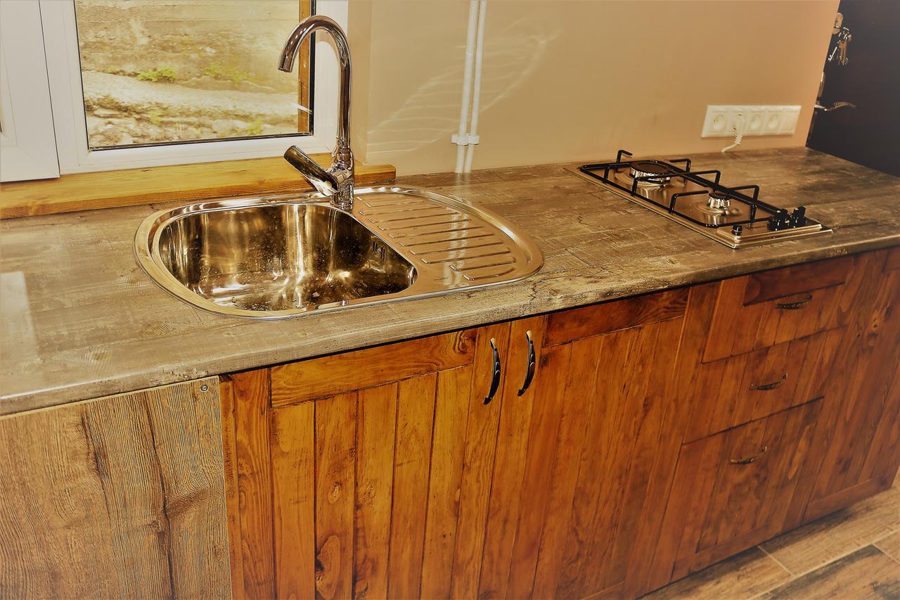Комплекс Dilijan Town Inn Экстерьер фото
