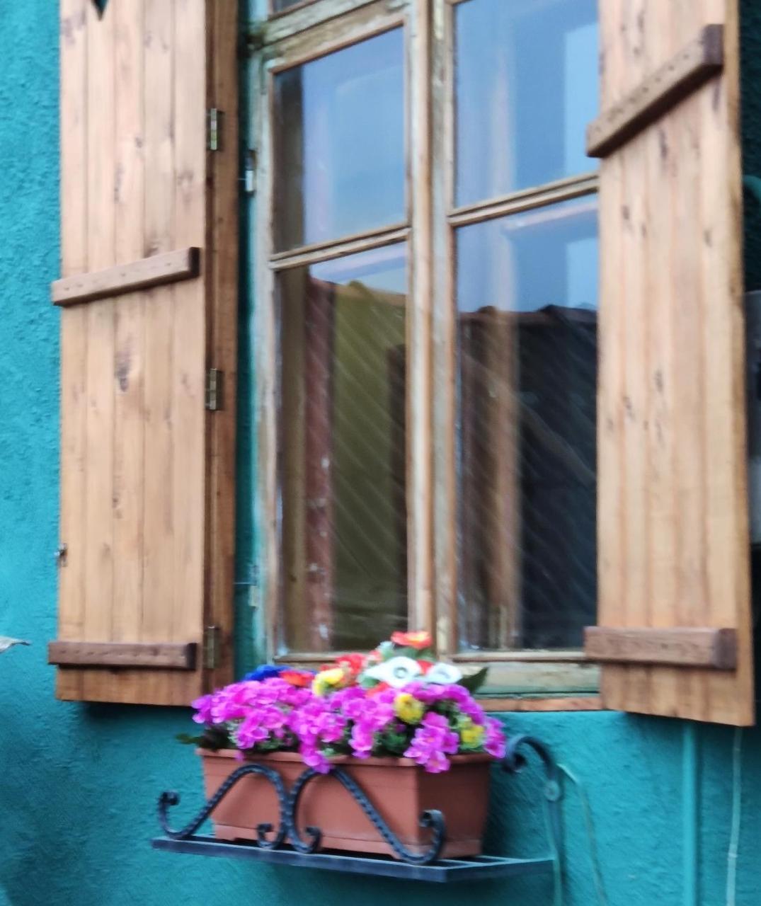 Комплекс Dilijan Town Inn Экстерьер фото